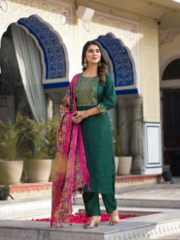 Varanga Women Green straight kurta, embellished at yoke with three quarter sleeves paired with tonal bottom and contrast printed bhagalpuri dupatta